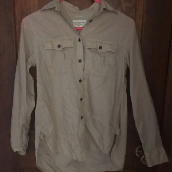 Beige Button-Down Top - Picture 2 of 3